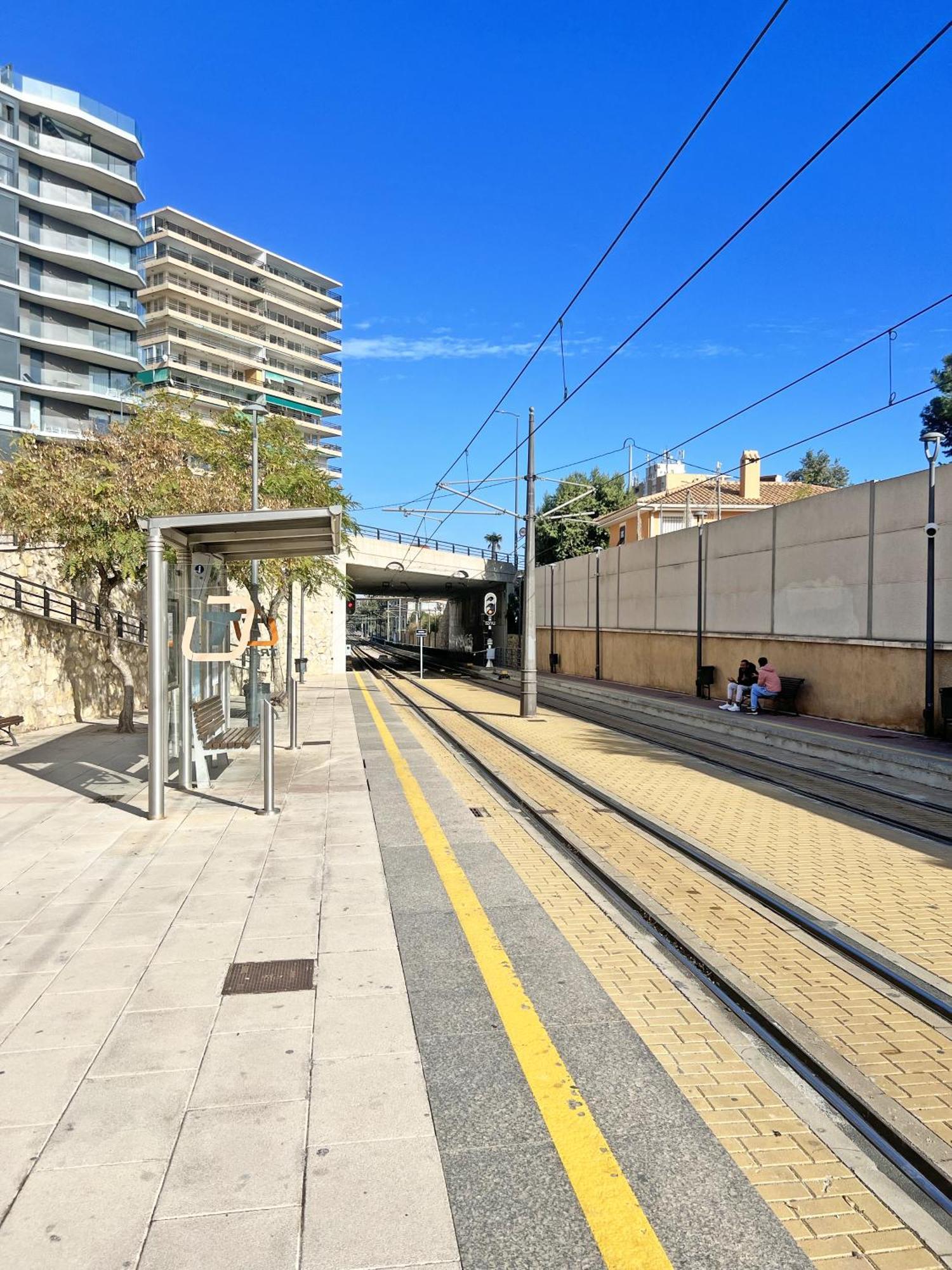 A 100M De La Playa. 2 Hab. A/C Apartment Alicante Luaran gambar