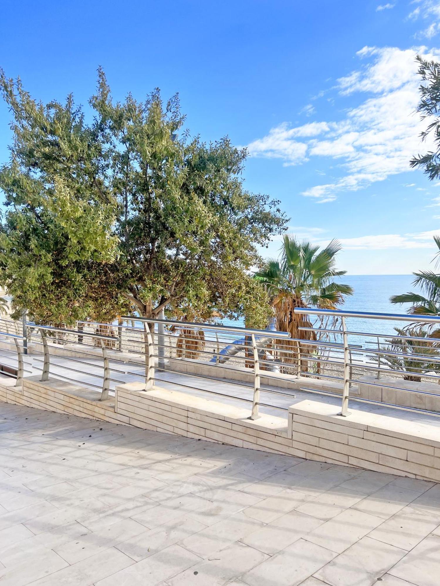 A 100M De La Playa. 2 Hab. A/C Apartment Alicante Luaran gambar